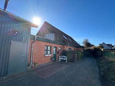 Haus zum Kauf 520.000 € 1.472 m² Grundstück frei ab sofort Bad Segeberg 23795