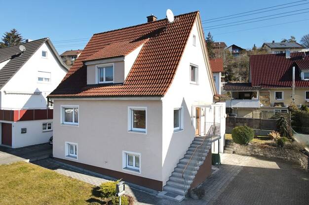 Einfamilienhaus zum Kauf 248.000 € 7 Zimmer 119,7 m² 403 m² Grundstück Zwiefalten Zwiefalten 88529