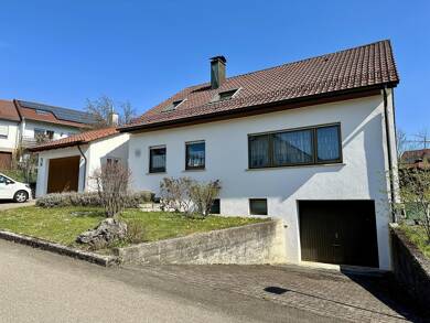Einfamilienhaus zum Kauf 675.000 € 7 Zimmer 151 m² 924 m² Grundstück Unterlenningen Lenningen 73252