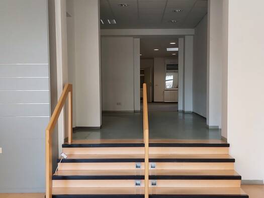 Büro zur Miete 1.640 € 3 Zimmer 164 m² Bürofläche Eisenbahnstraße Fürstenwalde Fürstenwalde/Spree 15517