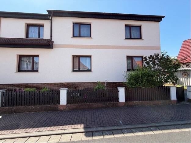 Doppelhaushälfte zum Kauf 149.000 € 10 Zimmer 199 m² 480 m² Grundstück frei ab sofort Obersuhl Wildeck 36208