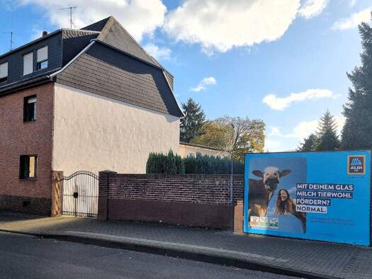 Mehrfamilienhaus zum Kauf 699.000 € 7 Zimmer 212 m² 1.567 m² Grundstück Gleuel Hürth 50354