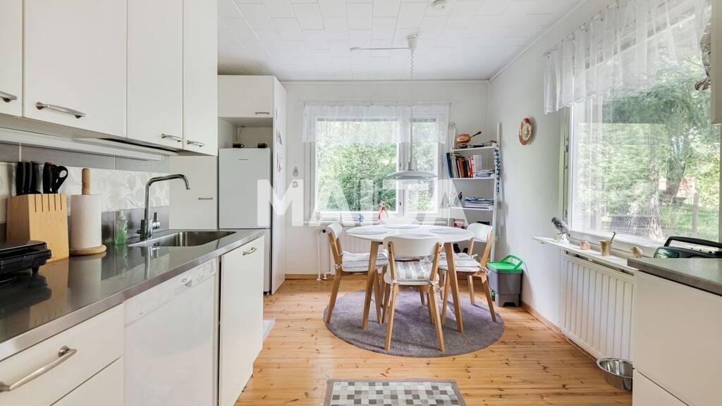 Einfamilienhaus zum Kauf 182.000 € 4 Zimmer 112 m² 886 m² Grundstück Toivonkuja 6 Vantaa 01680
