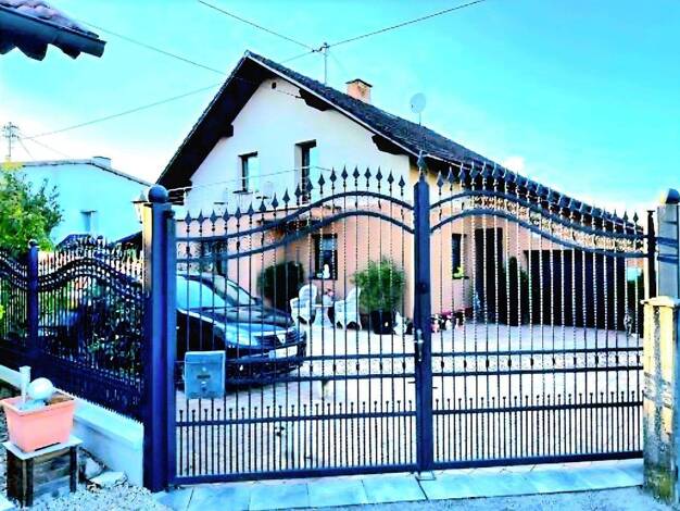 Einfamilienhaus zum Kauf provisionsfrei 399.000 € 5 Zimmer 150 m² 580 m² Grundstück Hadersdorferweg 3 Altheim 4950