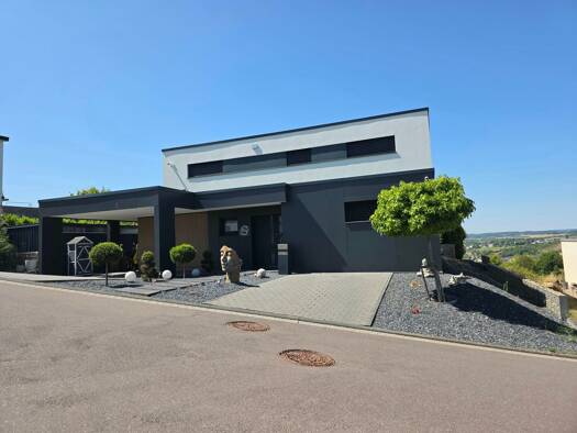 Villa zum Kauf 1.550.000 € 4,5 Zimmer 250 m² 1.344 m² Grundstück Wincheringen Wincheringen 54457