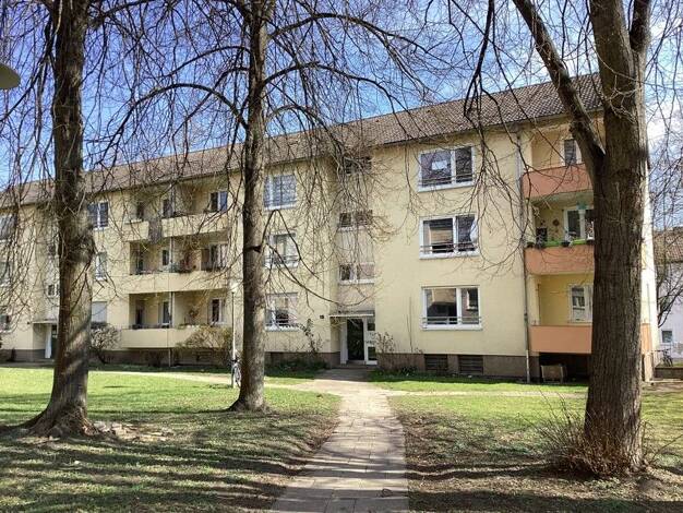 Wohnung zur Miete 821 € 4 Zimmer 93,3 m² 1. Geschoss frei ab 01.10.2025 Kirchhainer Str. 18 Rothenditmold Kassel 34127
