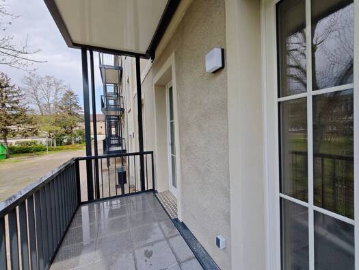 Wohnung zur Miete 667 € 4 Zimmer 102,6 m² EG Mittelfeldstraße 60 Roßlau Dessau-Roßlau 06862