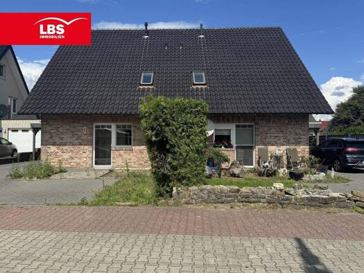 Doppelhaushälfte zum Kauf 279.000 € 4 Zimmer 109 m² 246 m² Grundstück frei ab sofort Bockraden Ibbenbüren 49477