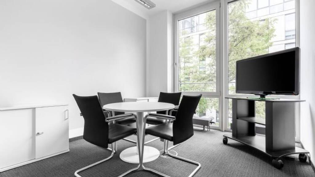 Bürofläche zur Miete 3.779 € 160 m² Bürofläche teilbar von 45 m² bis 160 m² Marcel - Breuer - Str. 15 Schwabing-Freimann München 80807
