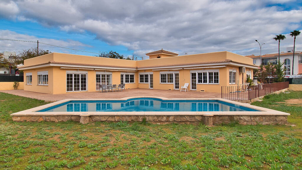 Villa zum Kauf 2.600.000 € 7 Zimmer 632 m² 2.380 m² Grundstück Santa Ponça 07180