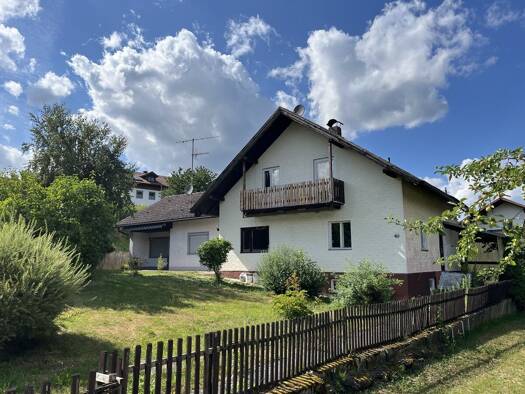 Einfamilienhaus zum Kauf 150.000 € 7 Zimmer 165,8 m² 1.241 m² Grundstück Stallwang 94375