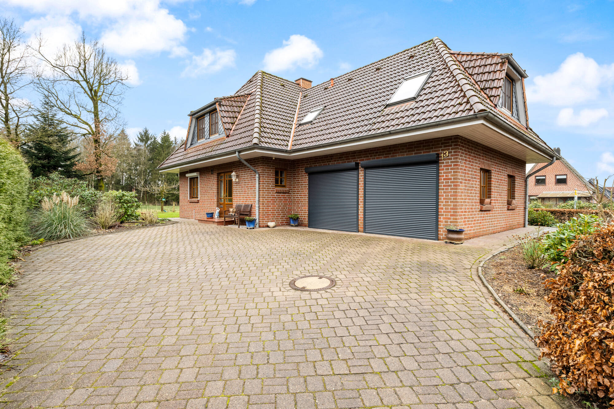 Einfamilienhaus zum Kauf 495.000 € 5 Zimmer 146,8 m²<br/>Wohnfläche 889 m²<br/>Grundstück Tostedt Tostedt 21255
