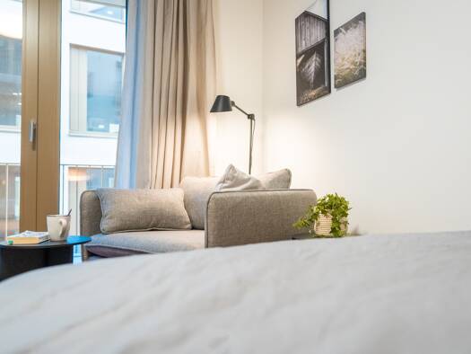 Wohnung zur Miete 630 € 1 Zimmer 23 m² frei ab sofort Lenore-Volz-Straße 11 Bad Cannstatt Stuttgart 70372