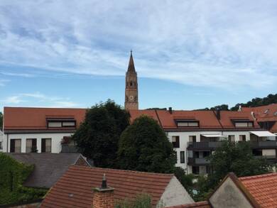 Wohnung zur Miete 925 € 2 Zimmer 81 m² 1. Geschoss frei ab 01.08.2025 Landshut 84028