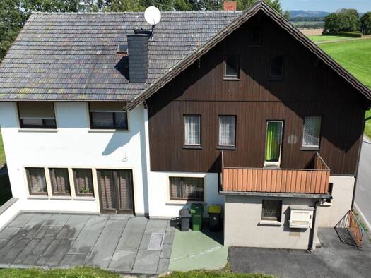 Einfamilienhaus zum Kauf 95.000 € 8 Zimmer 112 m² 1.327 m² Grundstück Höhn Neustadt b. Coburg 96465