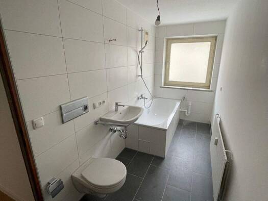 Wohnung zur Miete 320 € 1 Zimmer 34,8 m² 1. Geschoss frei ab 15.02.2026 Moritzstr. 33 Amberg 92224