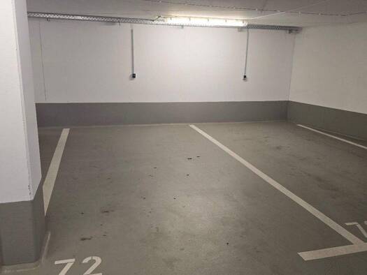 Tiefgaragenstellplatz zur Miete 75 € Gleißbühl Nürnberg 90402
