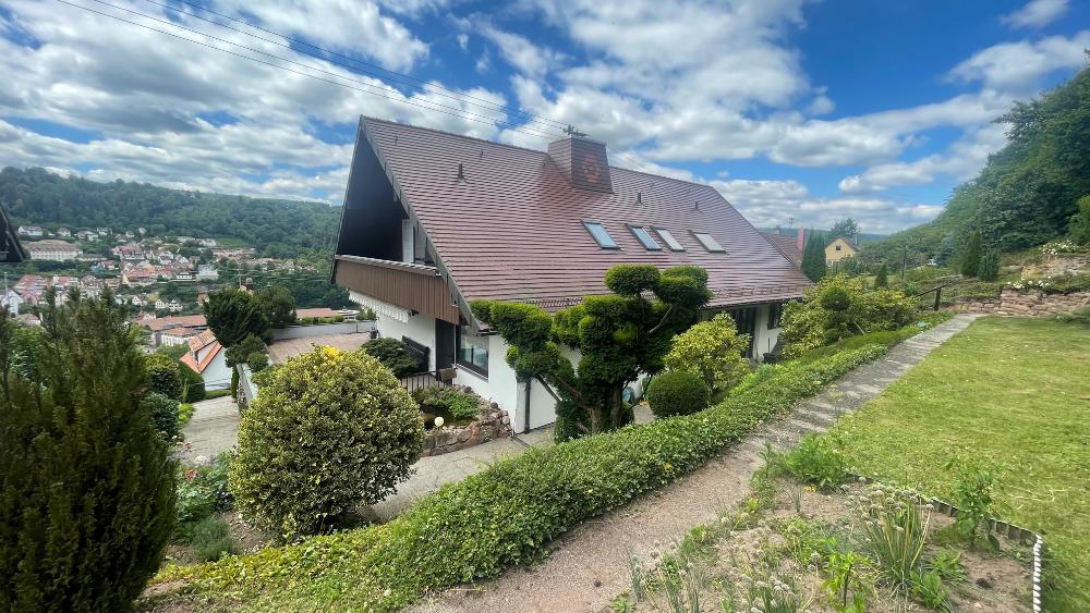 Haus zur Miete 2.800 € 7 Zimmer 235 m²<br/>Wohnfläche 1.199 m²<br/>Grundstück Kernstadt Calw 75365