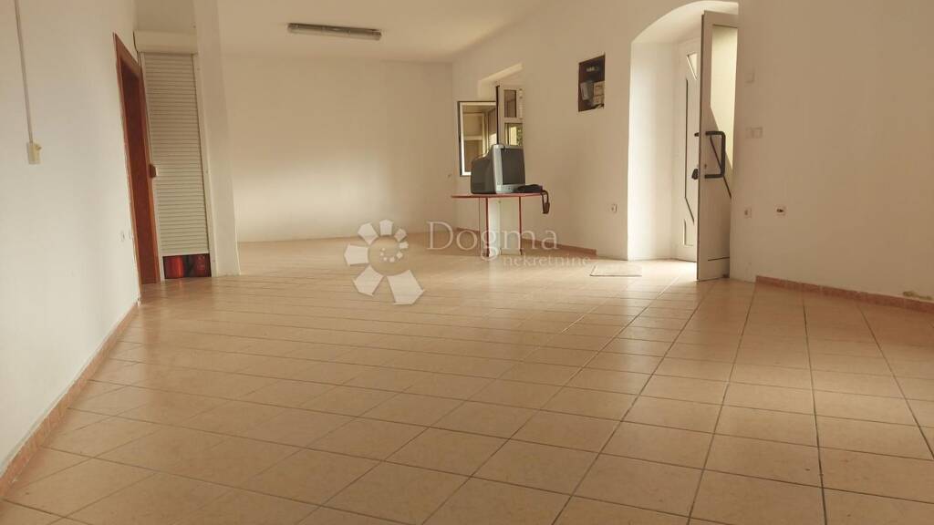 Ladenfläche zum Kauf 125.000 € Viskovo 51216