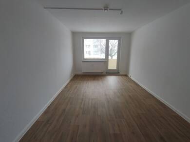 Wohnung zur Miete 504 € 4 Zimmer 72 m² EG Karl-Liebknecht-Straße 63 Sangerhausen Sangerhausen 06526