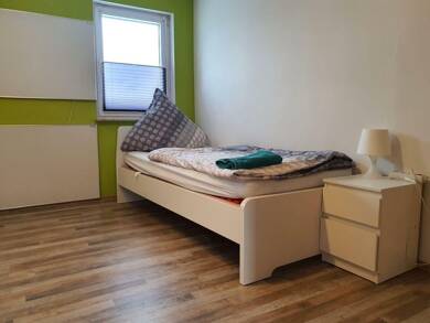 Einfamilienhaus zum Kauf 240.000 € 9 Zimmer 239 m² 900 m² Grundstück Stipshausen 55758