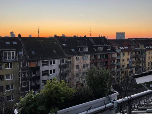 Wohnung zur Miete 1.394 € 3 Zimmer 79 m² 6. Geschoss frei ab 16.11.2026 Mettmanner Straße 31 Flingern Süd Stadtbezirk 2 40233