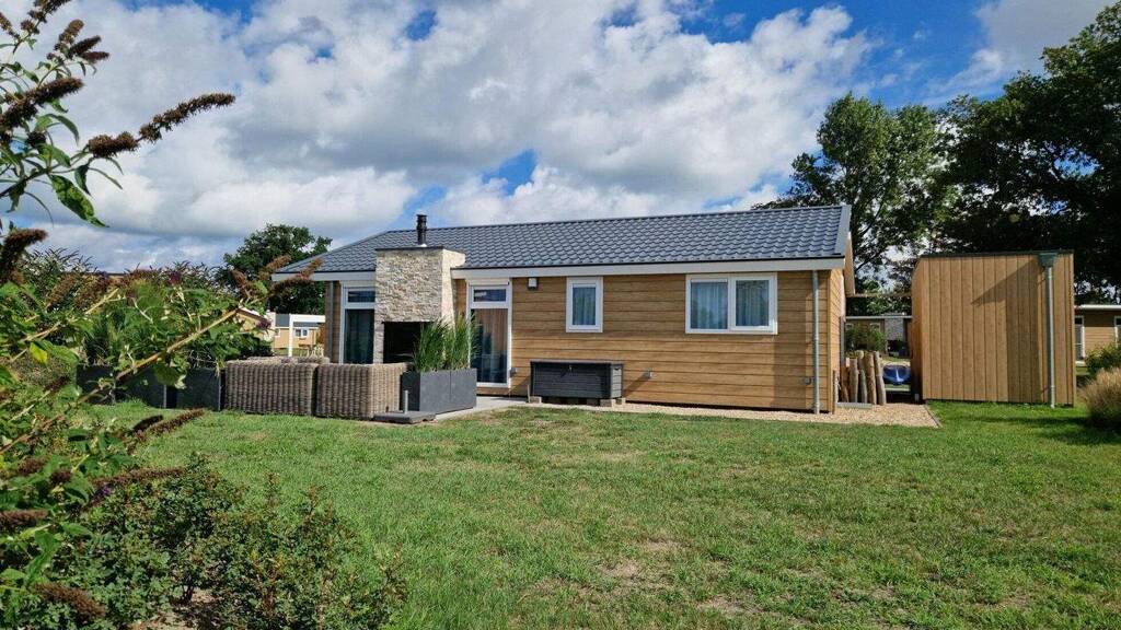 Einfamilienhaus zum Kauf provisionsfrei 190.000 € 4 Zimmer 70 m² 350 m² Grundstück Maireweg 6-8 Burgh-Haamstede 4328GR