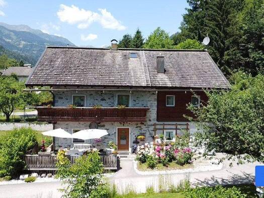 Haus zum Kauf 218 m² 1.229 m² Grundstück Ainet 9951