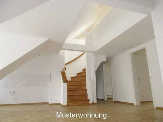 Wohnung zur Miete 1.421 € 4 Zimmer 95 m² frei ab 01.02.2026 Gneisenaustr. 54 Zoo Hannover 30175