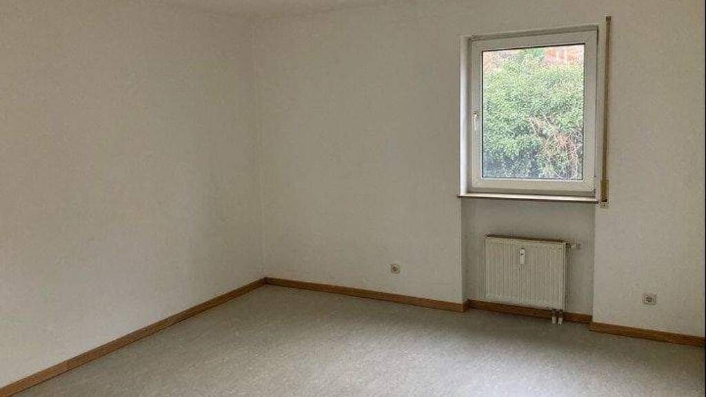 Wohnung zur Miete 570 € 3 Zimmer 88 m² Steinbach-Hallenberg 98587