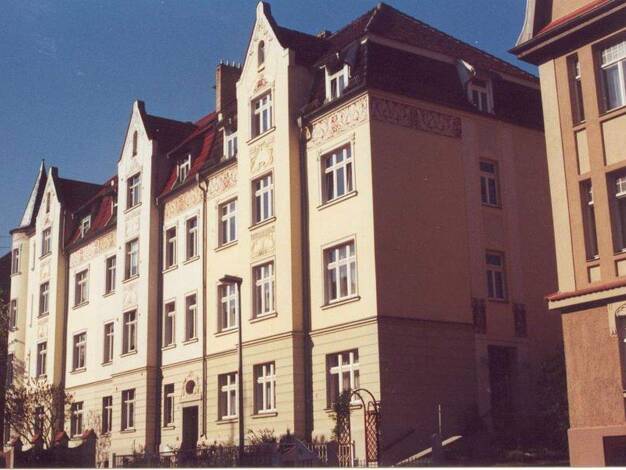 Wohnung zur Miete 850 € 4 Zimmer 83,6 m² 3. Geschoss frei ab 01.05.2026 Brucknerstraße 15 Westvorstadt Weimar 99423