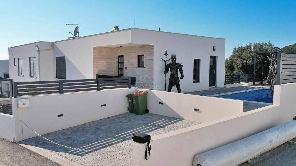 Haus zum Kauf 640.000 € 3 Zimmer 159 m² Vodice