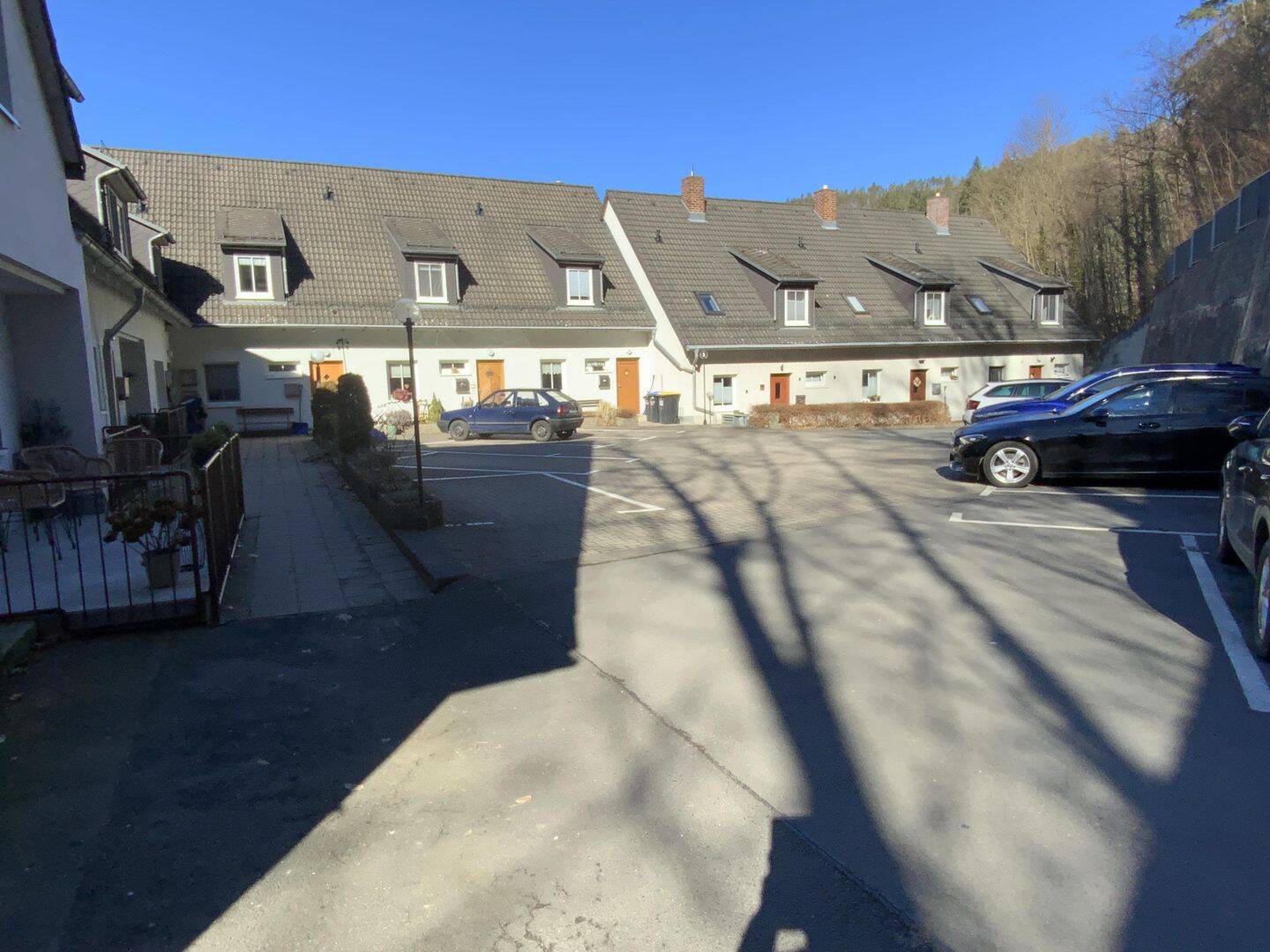 Immobilie in Leutenberg - Reihenmittelhaus - ETW im Reihenhausstil - Bild 1