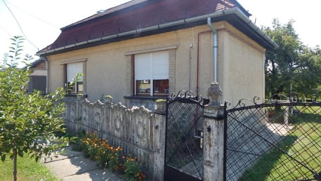 Einfamilienhaus zum Kauf 125.000 € 4 Zimmer 115 m² 6.770 m² Grundstück Kaposméro 7521