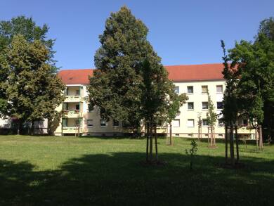Wohnung zur Miete 391 € 4 Zimmer 69,9 m² 2. Geschoss Kirchplatz 3 Bad Muskau Bad Muskau 02953
