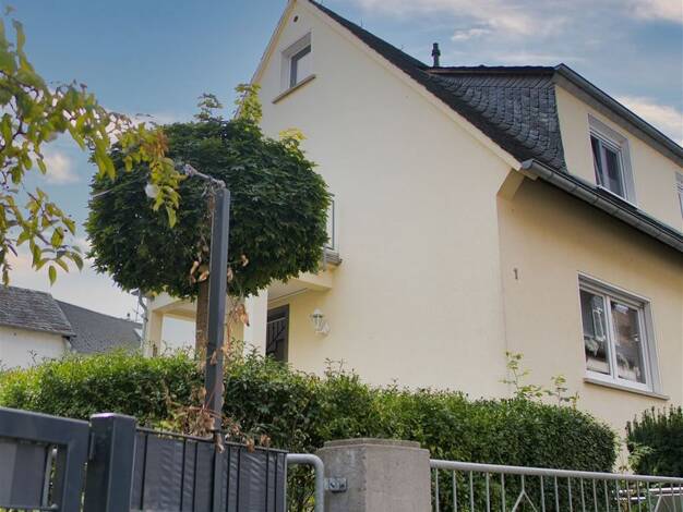 Reihenendhaus zum Kauf 459.000 € 4 Zimmer 114 m² 290 m² Grundstück frei ab 01.04.2027 Niederwerth 56179