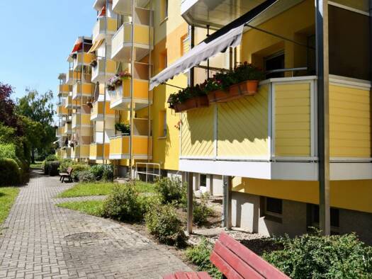Wohnung zur Miete 350 € 3 Zimmer 59,6 m² 3. Geschoss Bautzner Straße 9 Weida Riesa 01587