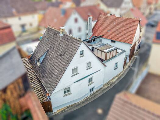 Einfamilienhaus zum Kauf 199.500 € 5 Zimmer 110 m² 295 m² Grundstück Leinach 97274