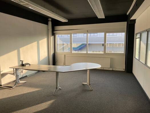 Bürofläche zur Miete provisionsfrei 6,90 € 8 Zimmer 361,3 m² Bürofläche Bayreuth 95448