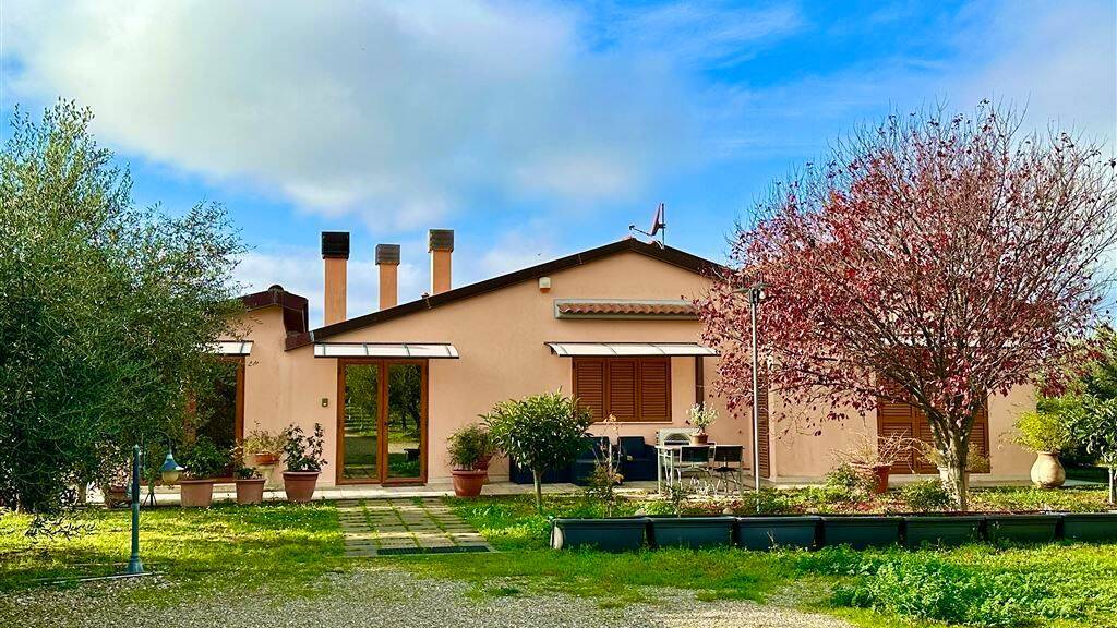 Einfamilienhaus zum Kauf 499.950 € 6 Zimmer 140 m² 15.000 m² Grundstück frei ab sofort Villa Toskana Neubau -14 min zum Meer Massa Marittima 58024