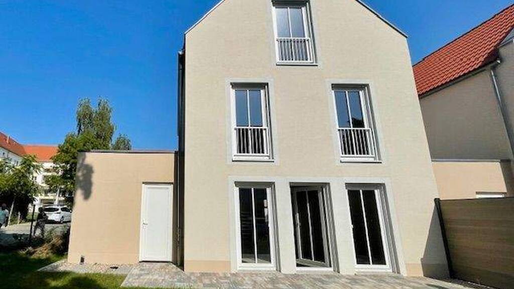 Einfamilienhaus zur Miete 1.680 € 6 Zimmer 159 m² 198 m² Grundstück frei ab sofort Rollenstraße Eilenburg 04838