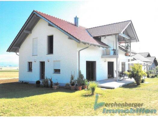 Einfamilienhaus zur Miete 1.400 € 8 Zimmer 195 m² 800 m² Grundstück frei ab 01.05.2026 Osterhofen 94486