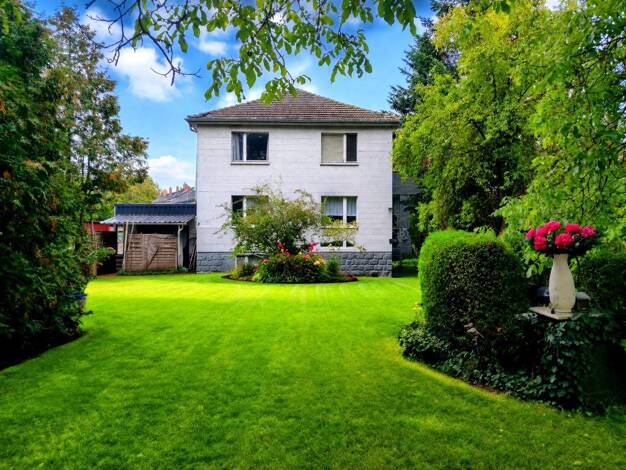 Mehrfamilienhaus zum Kauf provisionsfrei 875.000 € 7 Zimmer 180 m² 1.412 m² Grundstück Mariendorf Tempelhof-Schöneberg 12107