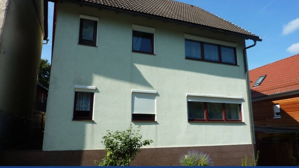 Mehrfamilienhaus zum Kauf 139.000 € 8 Zimmer 166 m² 930 m² Grundstück frei ab sofort Geratal 99330