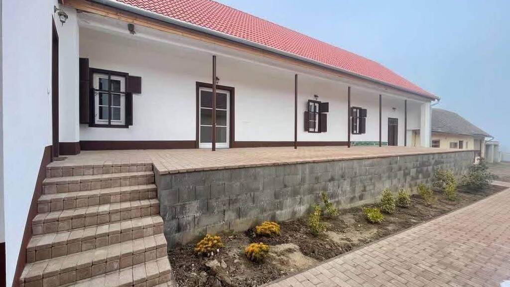 Einfamilienhaus zum Kauf 215.500 € 3 Zimmer 165 m² 2.992 m² Grundstück Véménd 7726