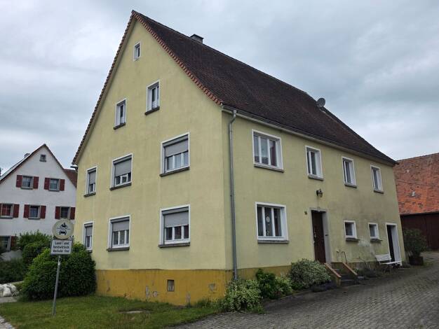 Haus zum Kauf 199.000 € 9 Zimmer 150 m² 4.418 m² Grundstück Seiderzell Feuchtwangen 91555