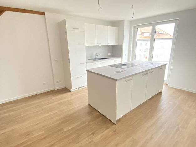 Wohnung zur Miete 1.079 € 3 Zimmer 98 m² 2. Geschoss frei ab 01.12.2025 Lahr 77933