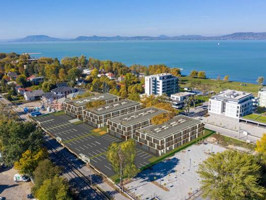 Terrassenwohnung zum Kauf - Erstbezug 179.000 € 2 Zimmer 47 m² 2 Geschosse frei ab sofort Honvéd Balatonlelle 8638