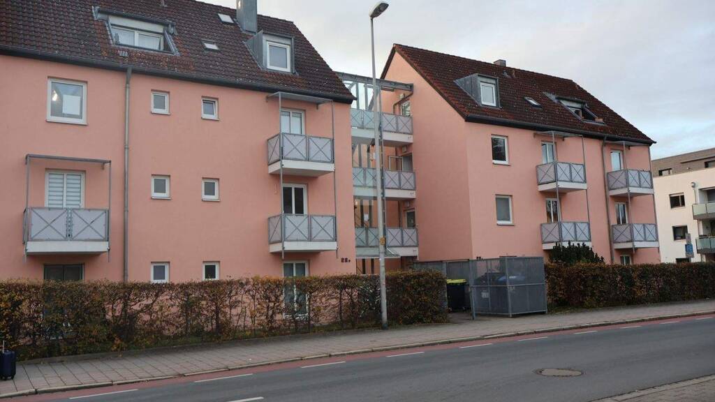 Wohnung zur Miete 630 € 1 Zimmer 49 m² 2. Geschoss frei ab sofort Innenstadt Erlangen 91052