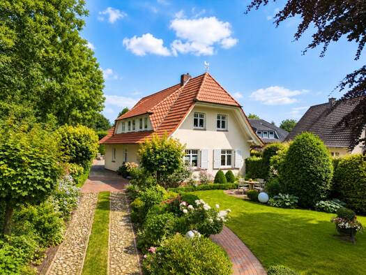 Einfamilienhaus zum Kauf 489.000 € 8 Zimmer 163,6 m² 1.139 m² Grundstück frei ab 01.06.2027 Wildeshausen 27793